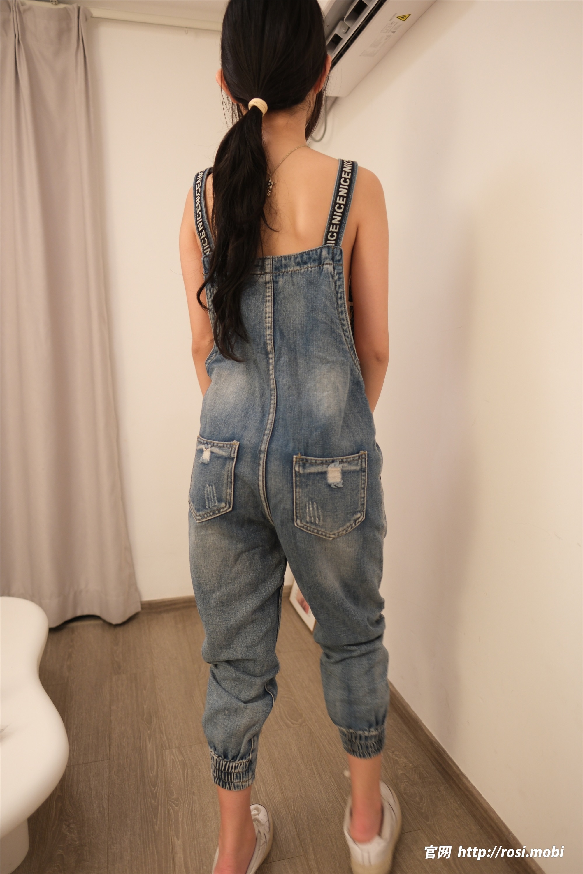 ROSI写真 2025.05.30 NO.4925